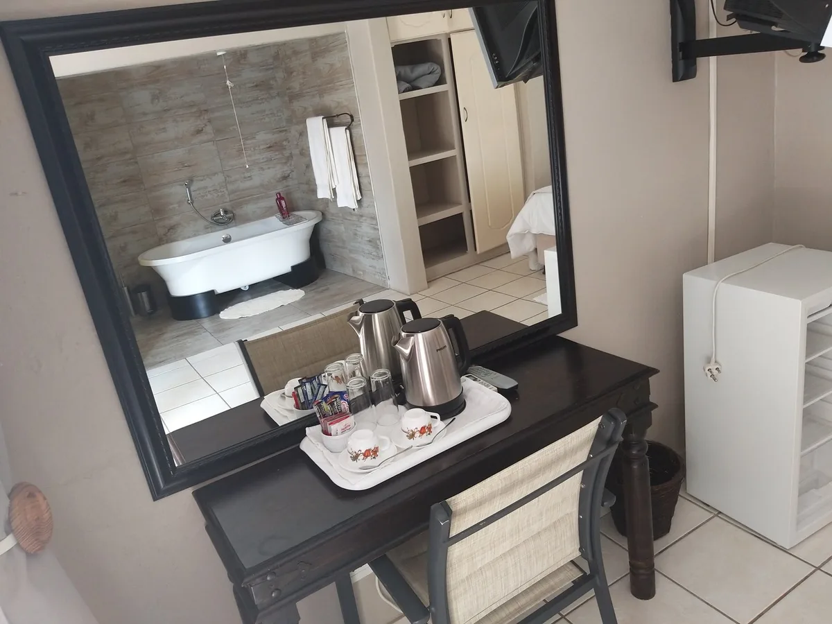 Toro Guest House, Pilanesberg, Sun City — 3