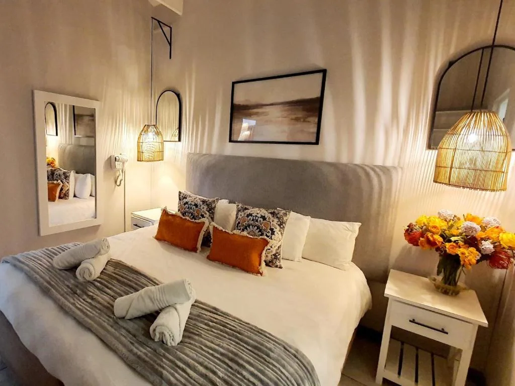Point Village Hotel and Self Catering — 4