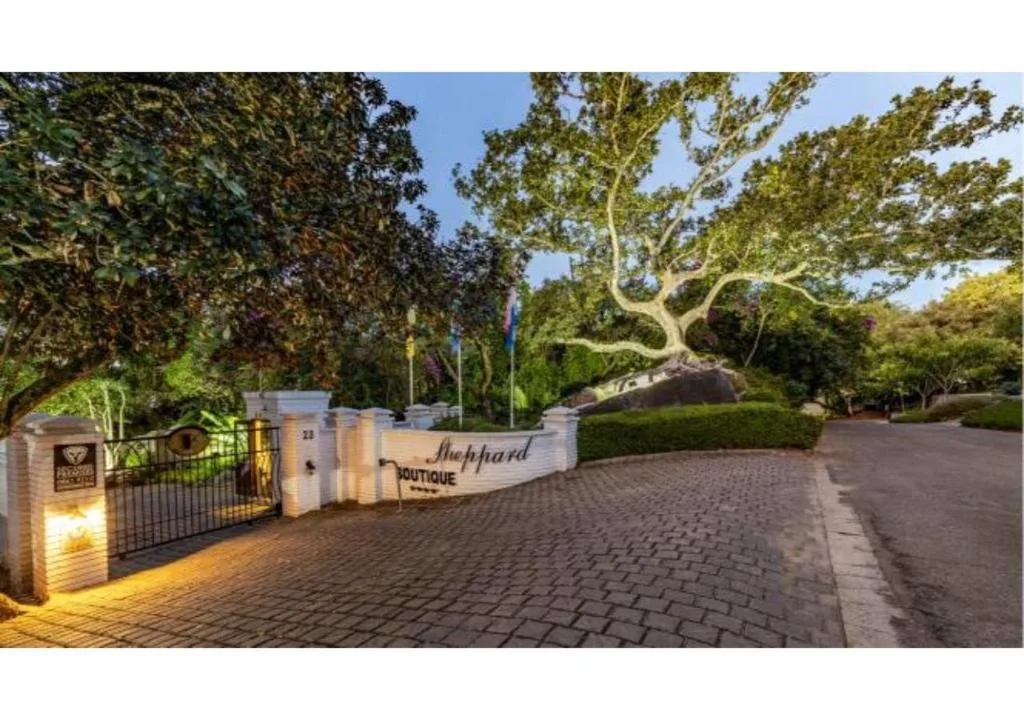 Sheppard Boutique Hotel — 3