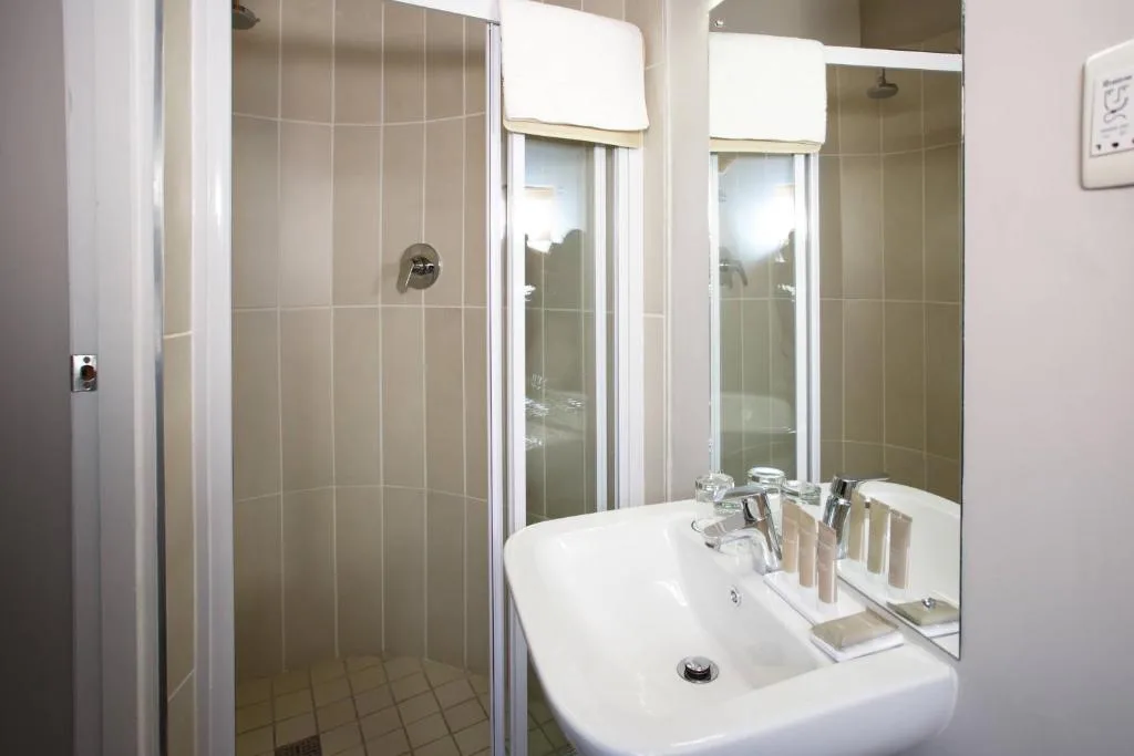 Protea Hotel by Marriott Oudtshoorn Riempie Estate — 3