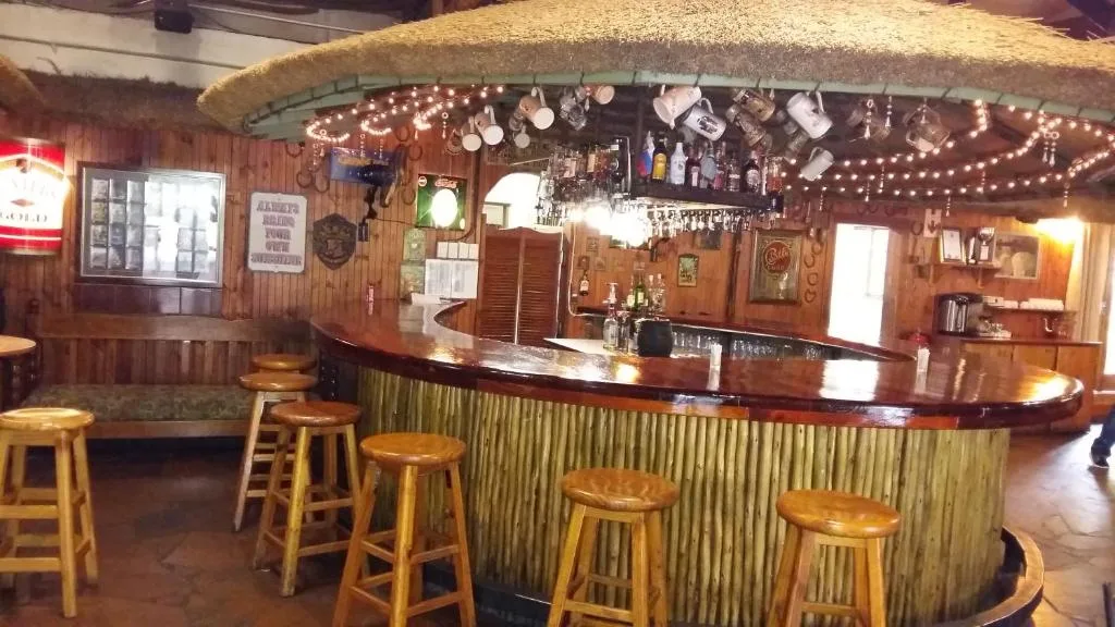Ascot Inn — 5