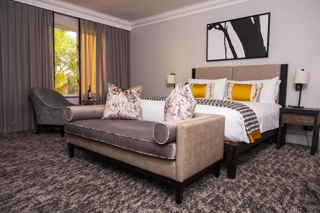 Golden Horse Hotel
