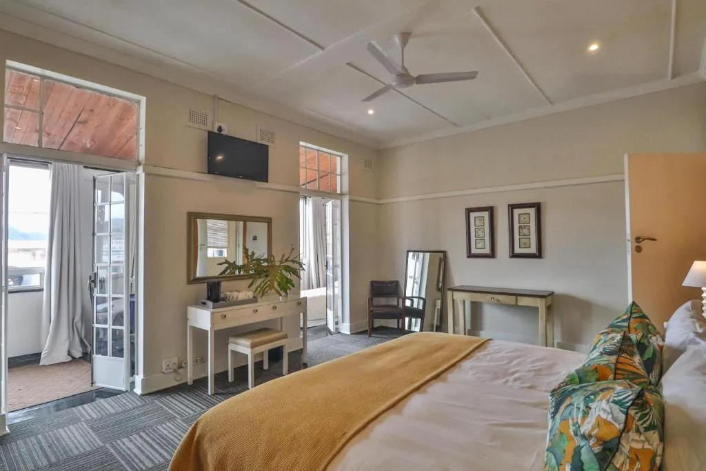Thistle Hotel — 2