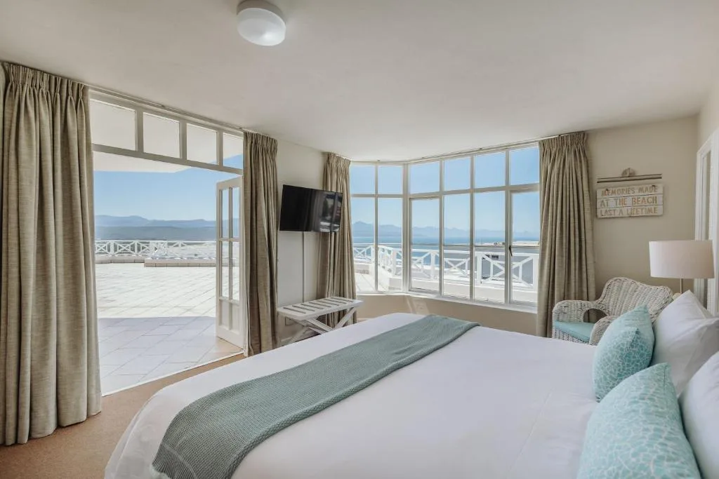 Bayview Hotel — 2