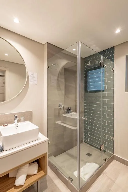 Plett Quarter Hotel - Lion Roars Hotels & Lodges — 3