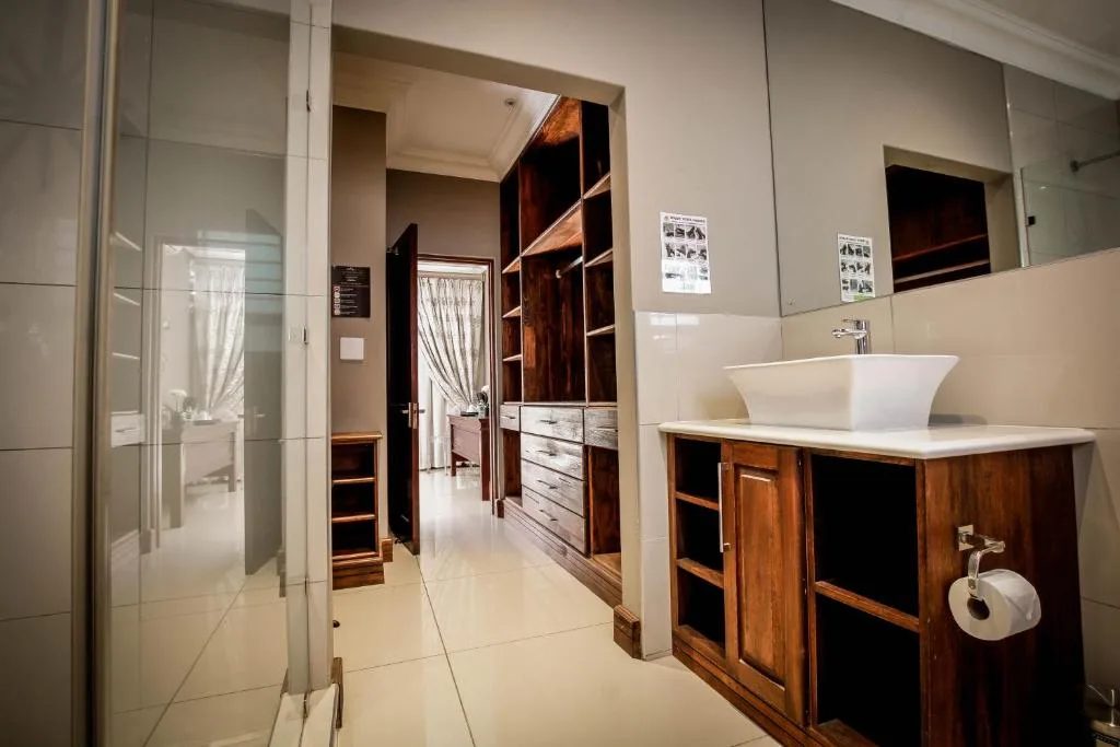 Potch Manor Guest House — 5
