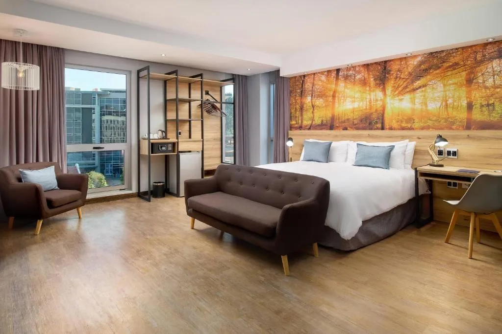 Protea Hotel by Marriott Pretoria Loftus Park — 2