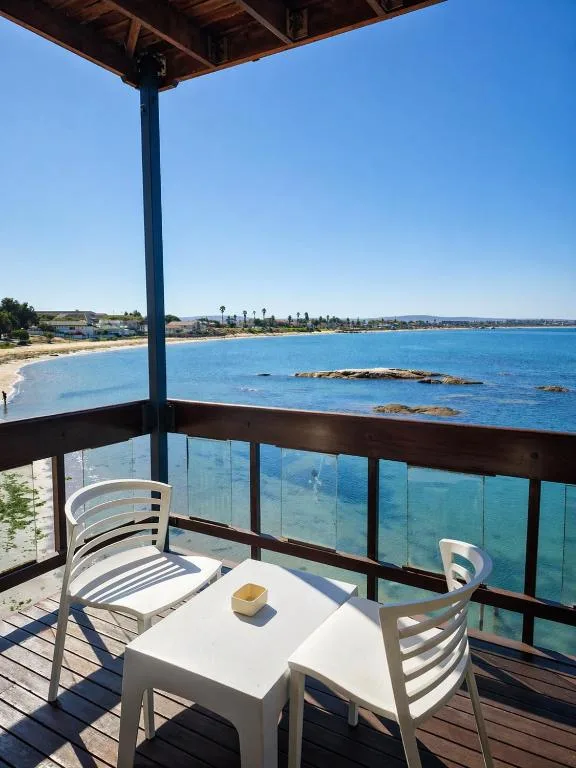 Hoedjiesbaai Hotel — 5
