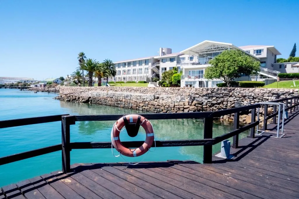 Saldanha Bay Hotel — 3