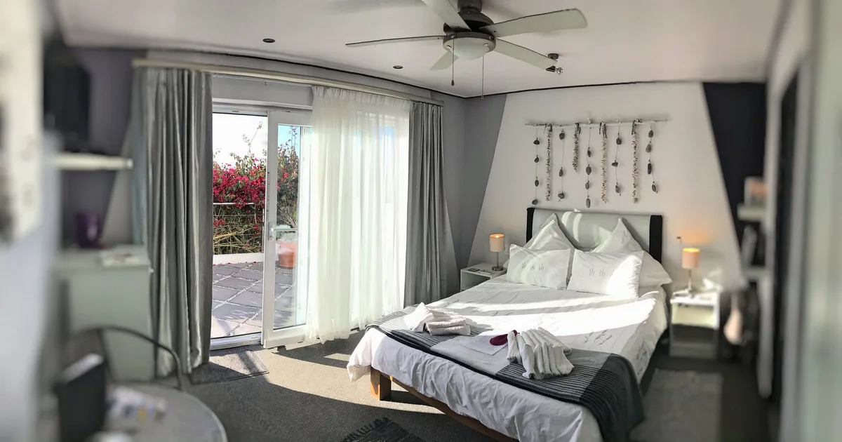 Farr Out Guest House — 2