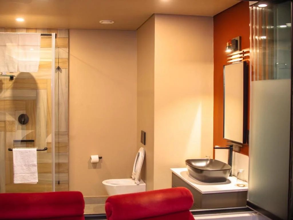 MGB Hotel at 2ten — 3
