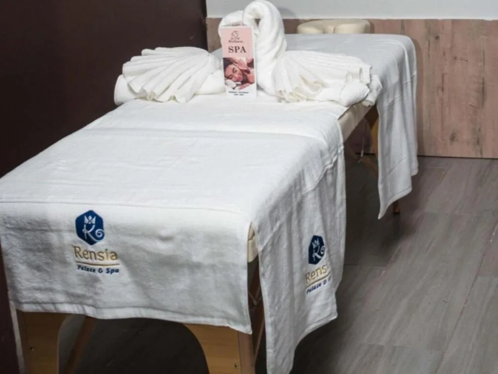 Rensia Palace & Spa — 2
