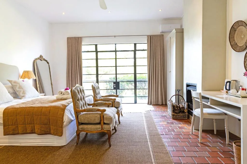 Kings Walden Garden Manor — 2