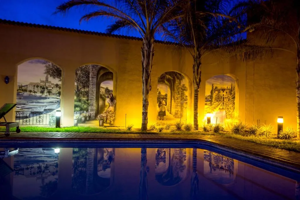 Desert Palace Hotel — 4