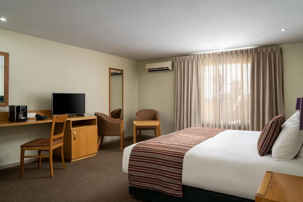 River City Inn — 5
