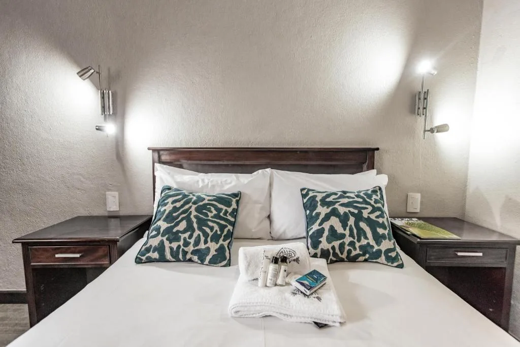 Hotel 247 @ White River — 2
