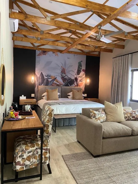 Nut Grove Boutique Hotel — 5
