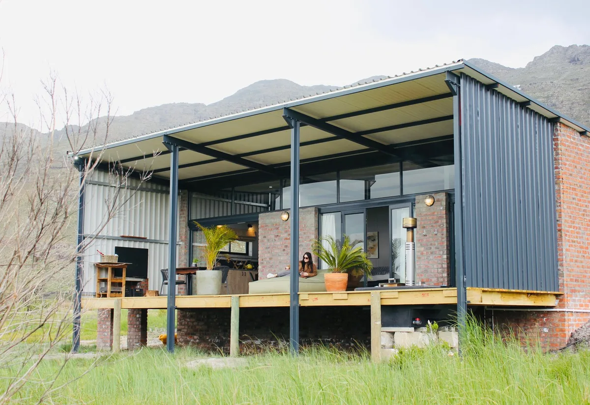 River Edge Accommodation — 5