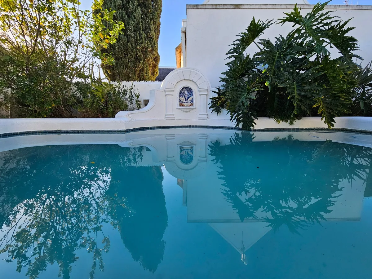 Tulbagh Country Guest House (CAPE DUTCH QUARTERS)