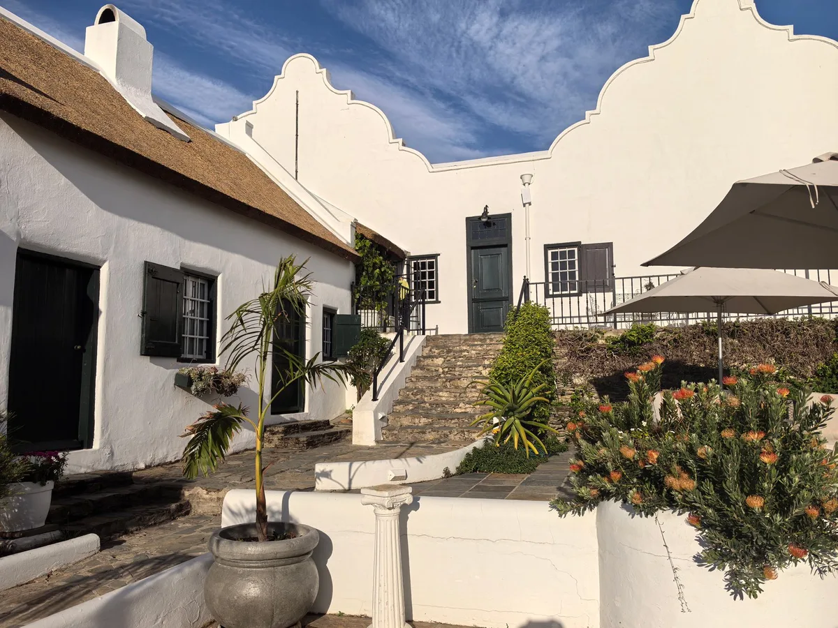 Tulbagh Country Guest House (CAPE DUTCH QUARTERS) — 3