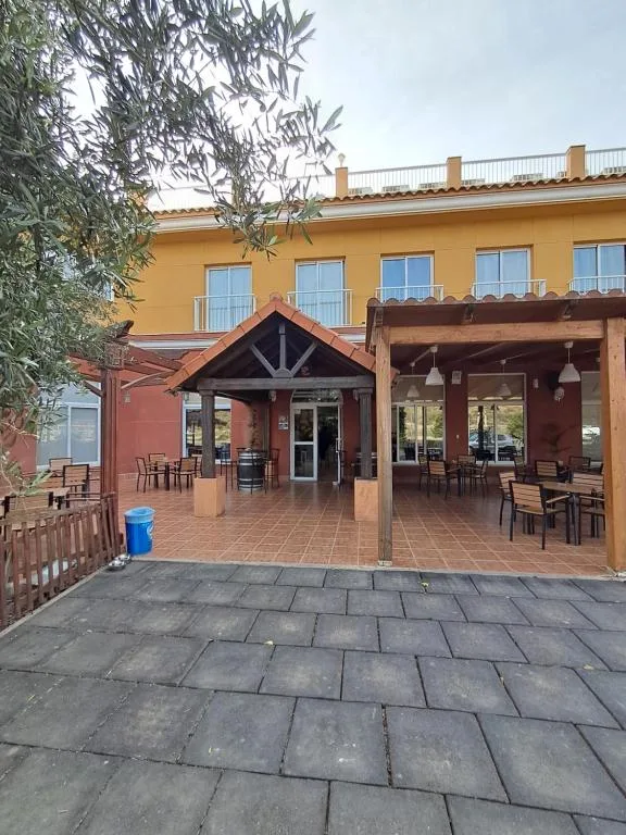 Hotel venta de Tébar