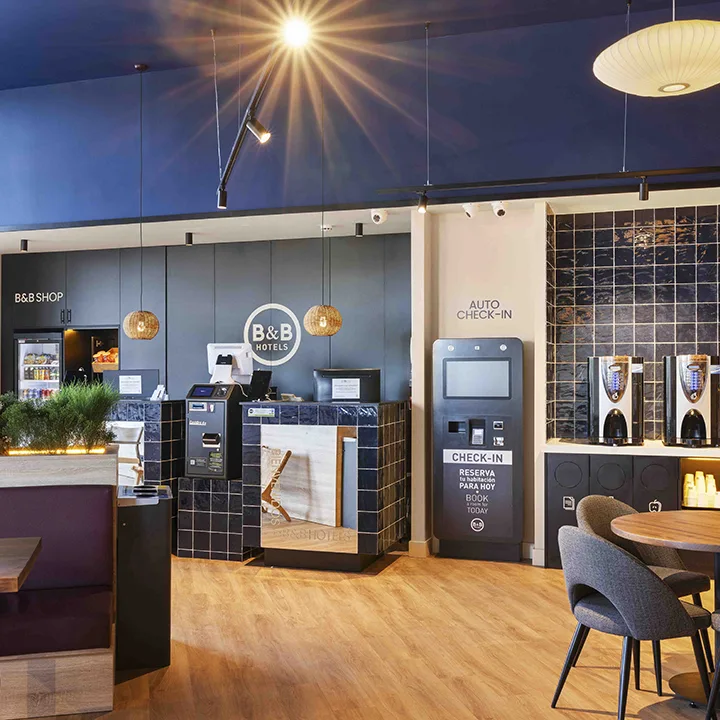 B&B HOTEL Albacete — 4