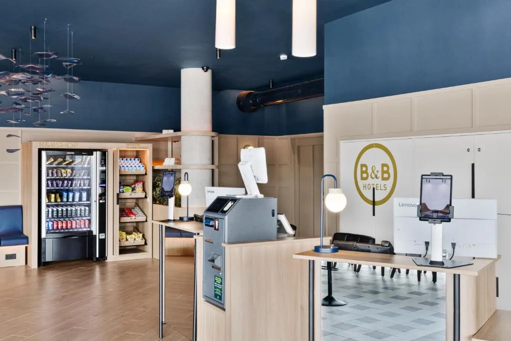 B&B HOTEL Alicante Aeropuerto — 5