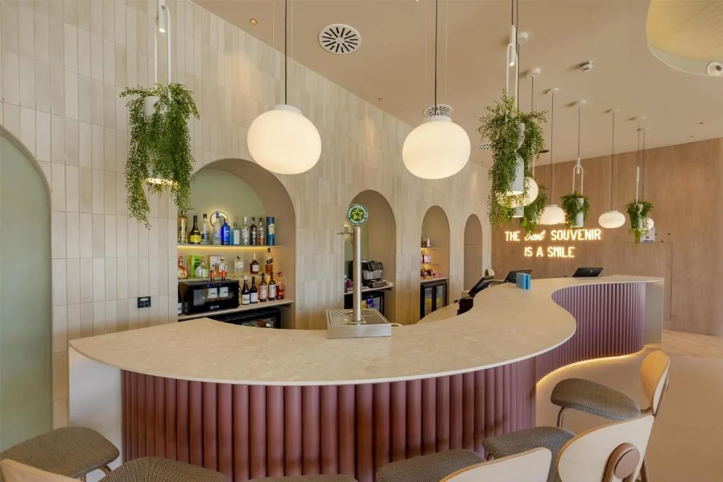 Hampton By Hilton Alicante Airport — 3