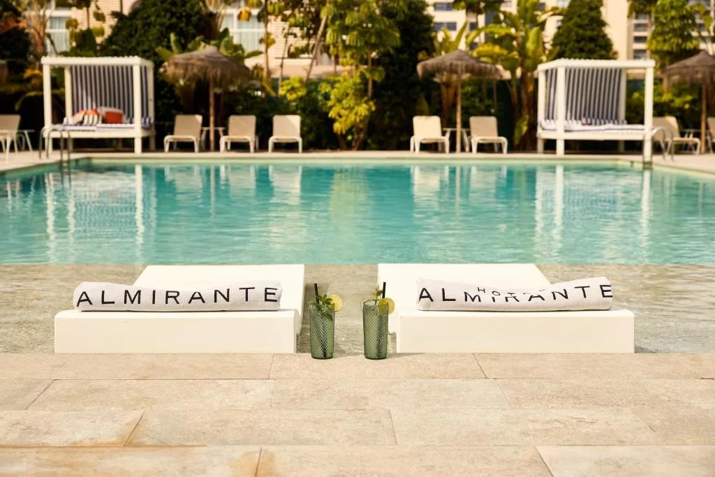 Hotel Almirante — 5