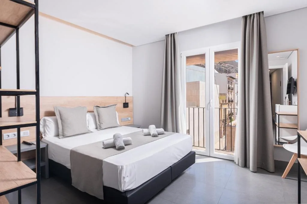 Hotel La Milagrosa — 5