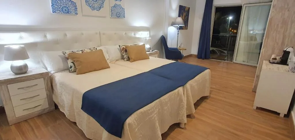 Sandra Rooms — 2