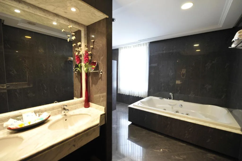 Hotel Lozano — 3