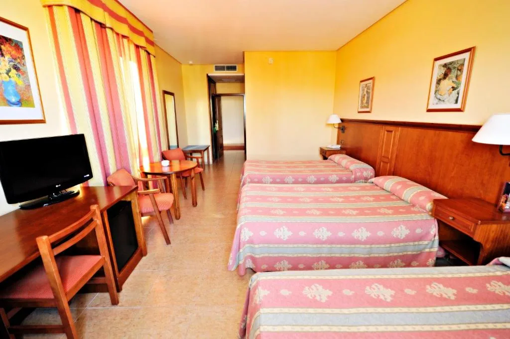 Hotel Lozano — 5