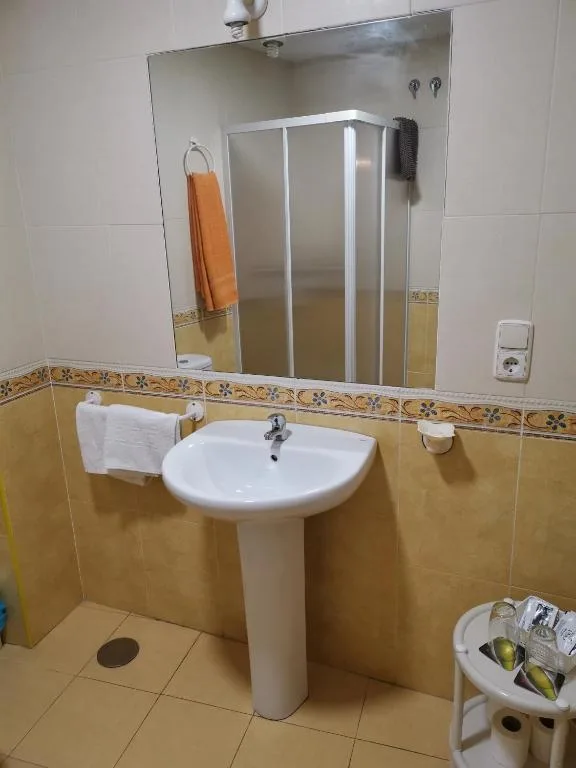 Hotel Mesón El Número Uno — 3