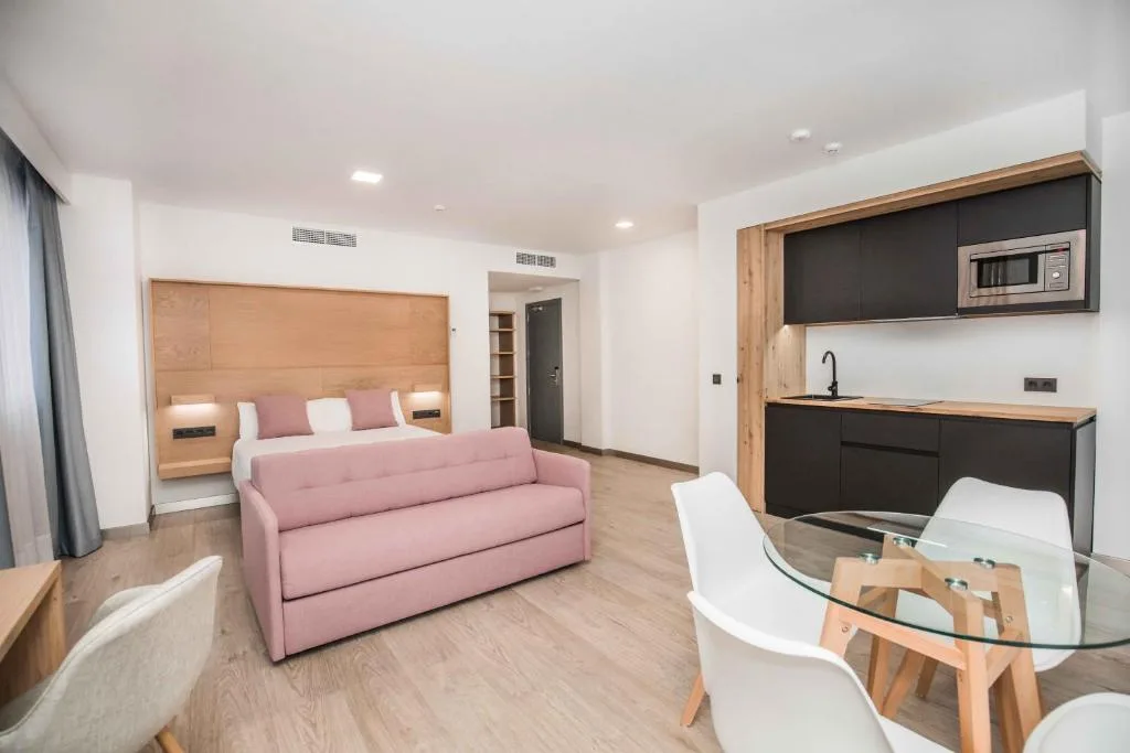 Hotel Ciudad De Ávila — 4