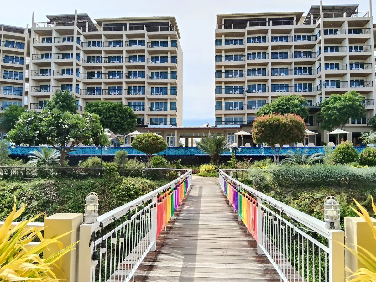 Royal Phala Cliff Beach Resort — 4