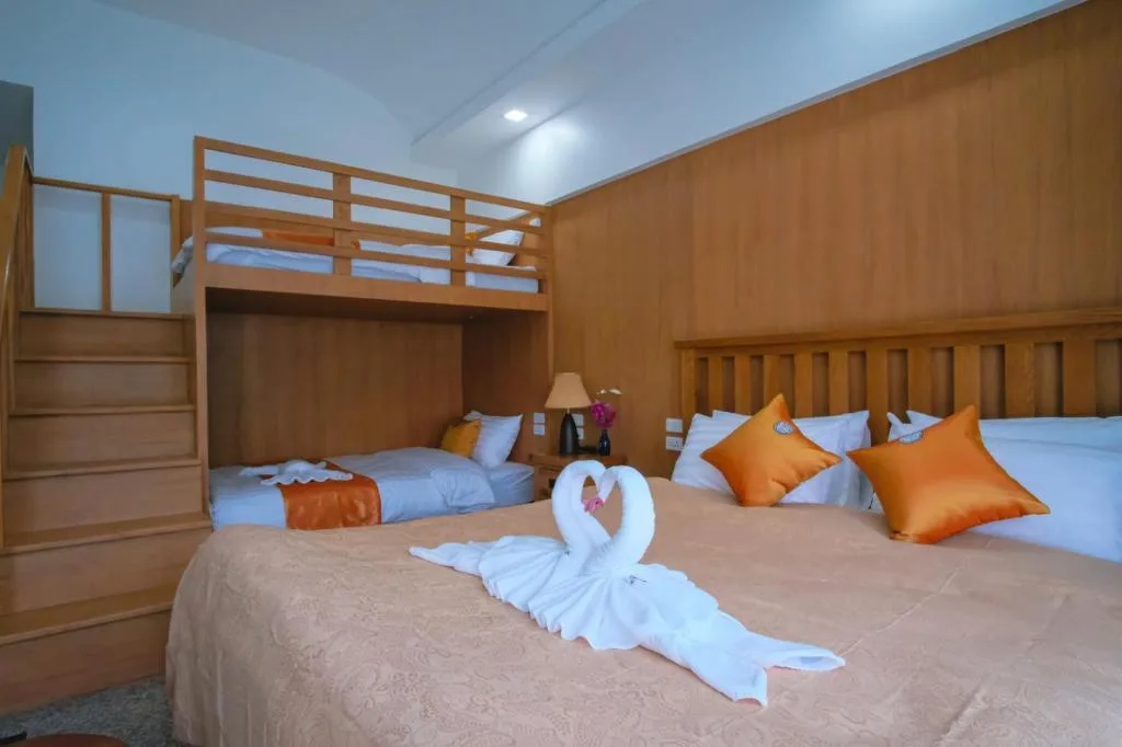Cha Li's Family Hotel&Hostel — 2