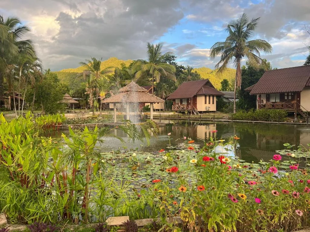 Pairadise Hotel — 3