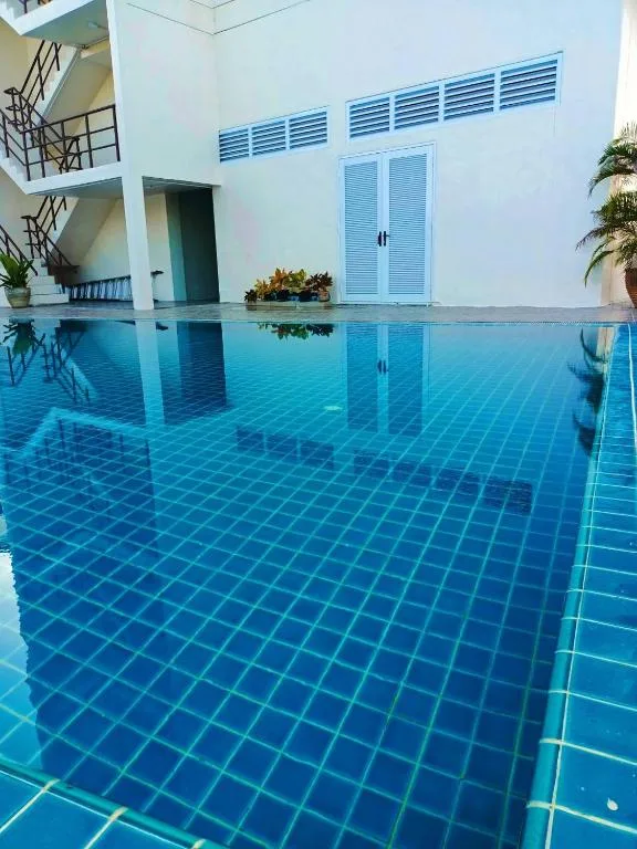 Mayflower Grande Hotel Phitsanulok — 3