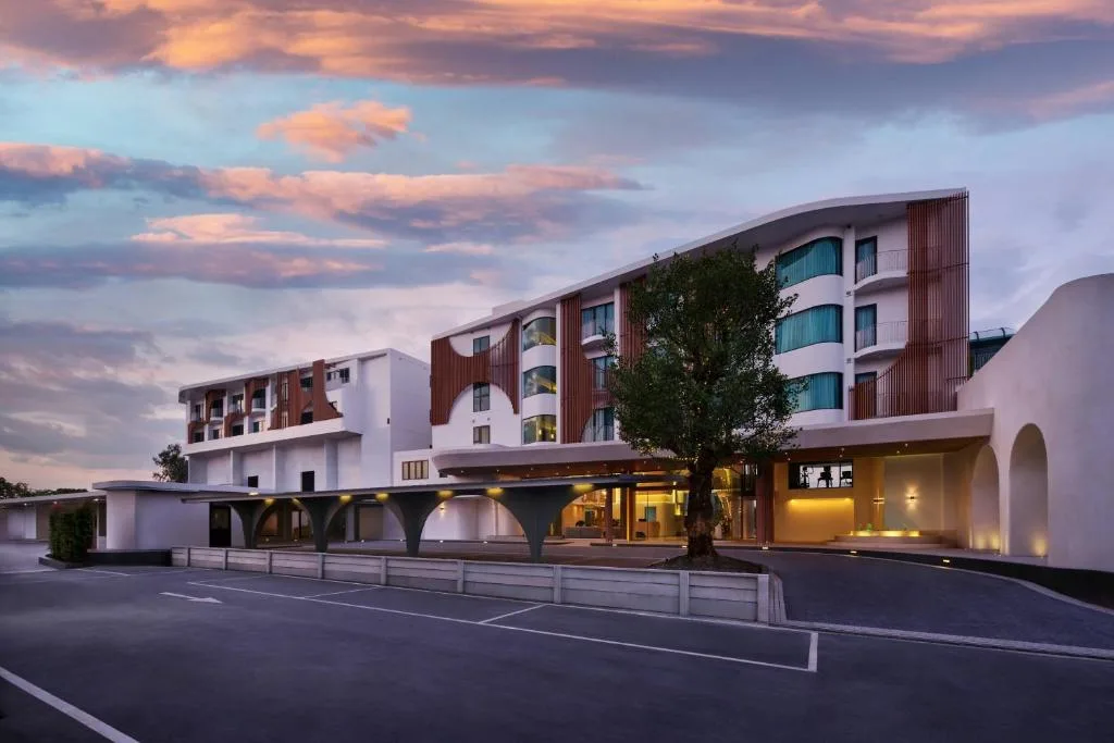 Phetara Hotel Mahachai by PCL — 1