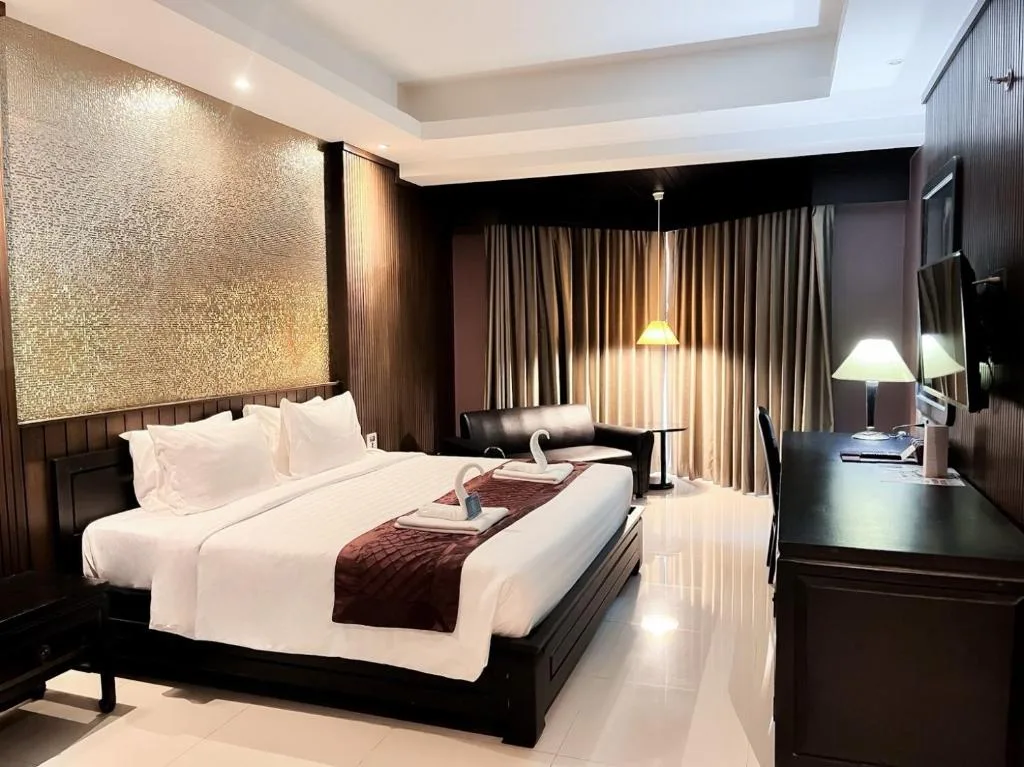Napalai Hotel — 4