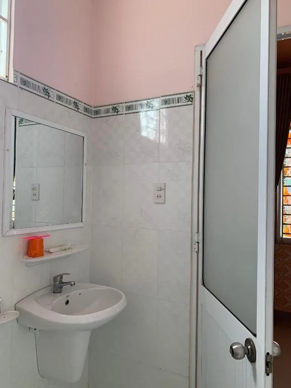 Khách Sạn Khánh Du - Khanh Du Hotel — 3