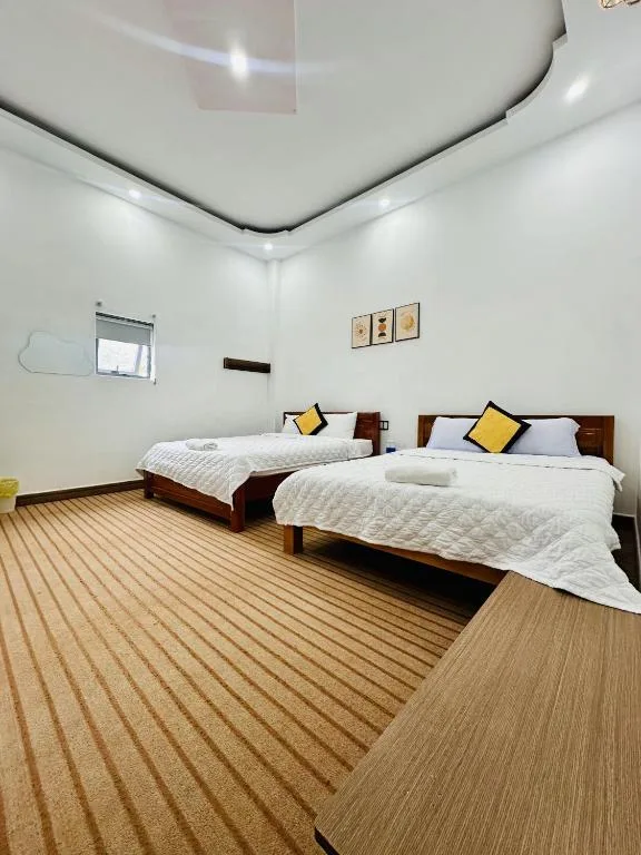 Golden Hotel — 2