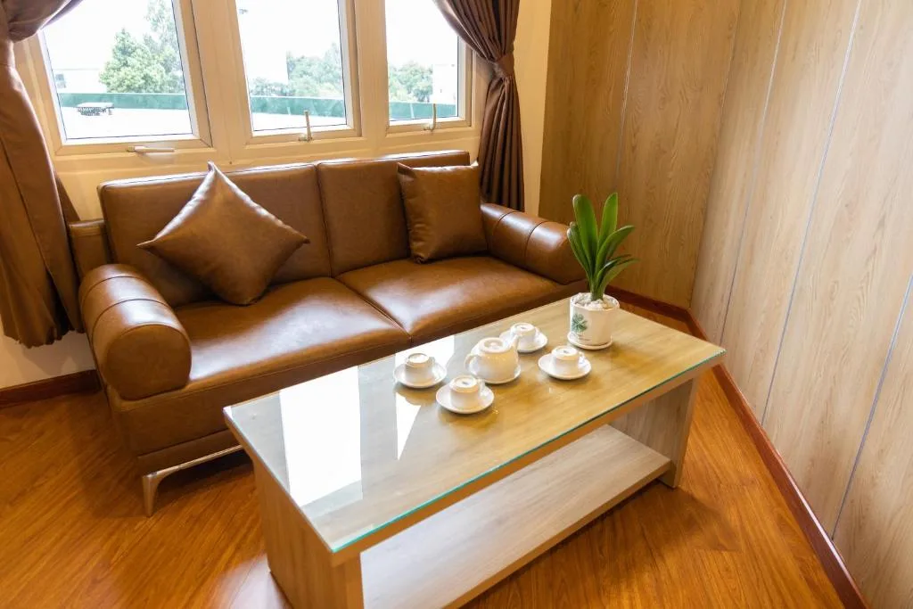 Hoang Loc Hotel — 4
