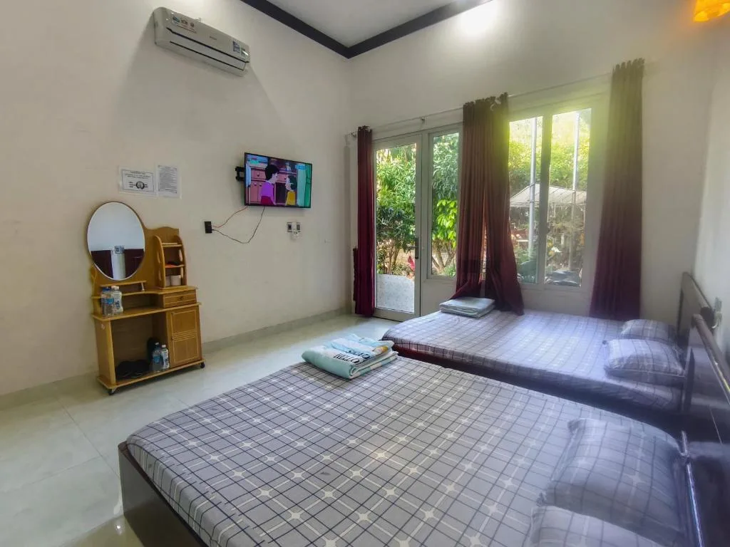 Nhà Nghỉ THẢO NGUYÊN XANH — 2