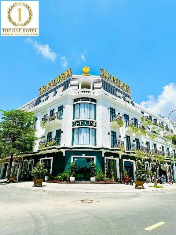 Khách Sạn The One Hotel 2