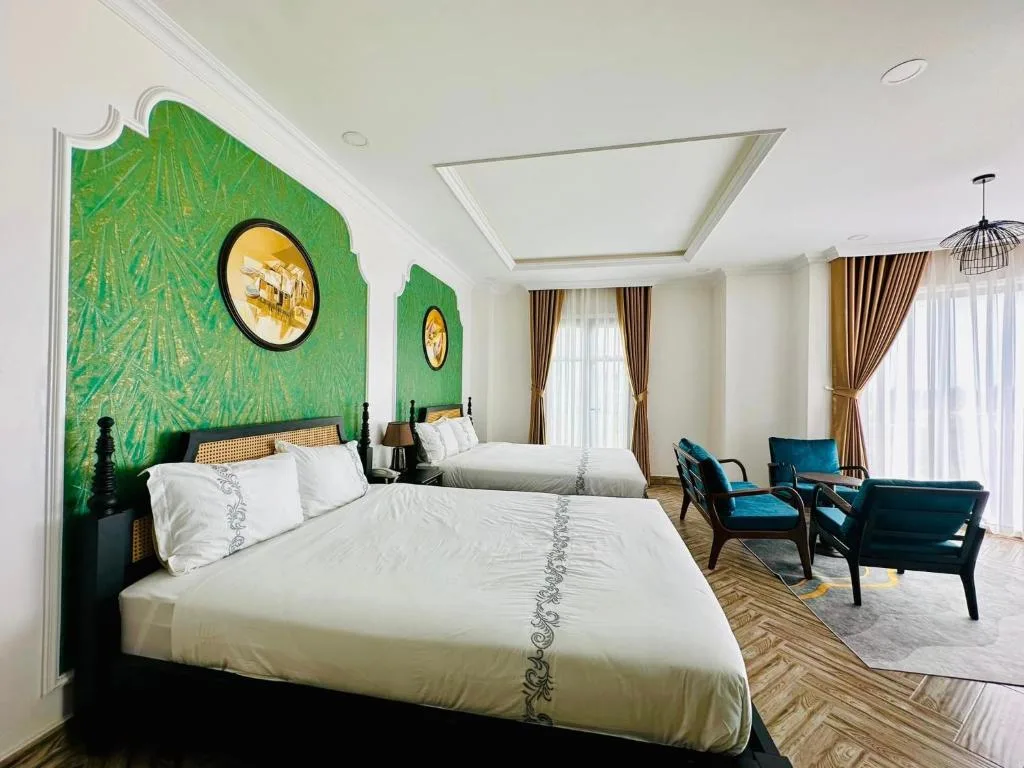 Khách Sạn The One Hotel 2 — 2