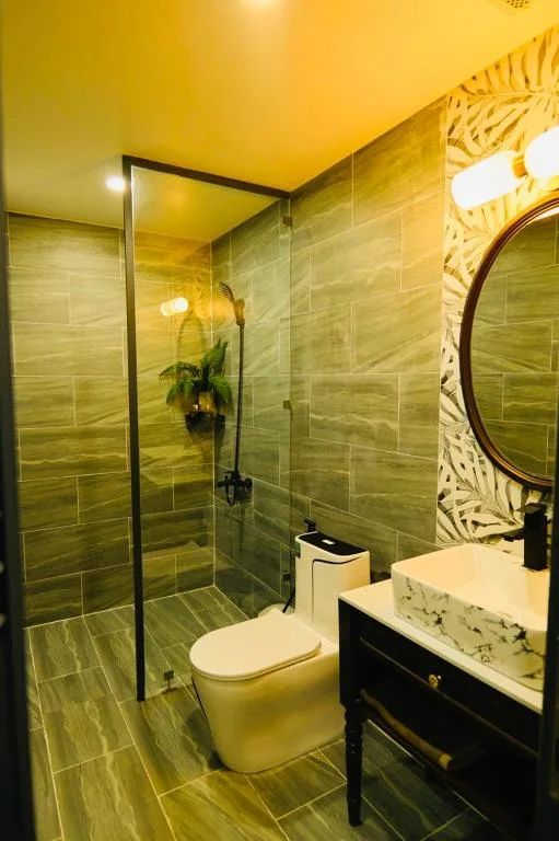 Khách Sạn The One Hotel 2 — 3