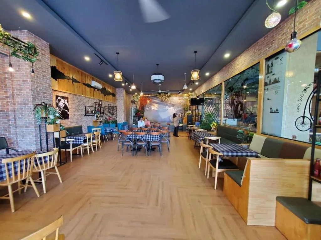 Khách Sạn The One Hotel 2 — 4
