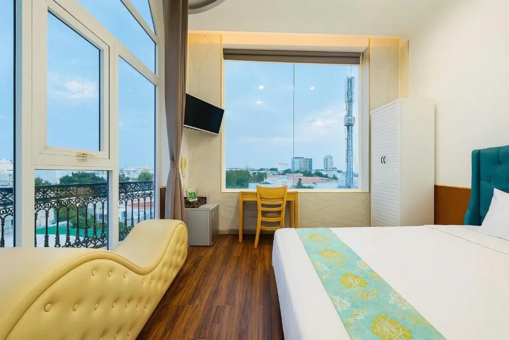 BIG Central Hotel Can Tho - 7 Minutes to Ninh Kieu Wharf — 2